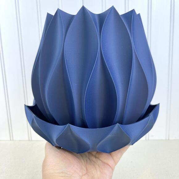 Cactus-Inspired Planter with Drainage Tray, Abyssal Planter Pot 02, Indoor Only - Picture 3 of 10